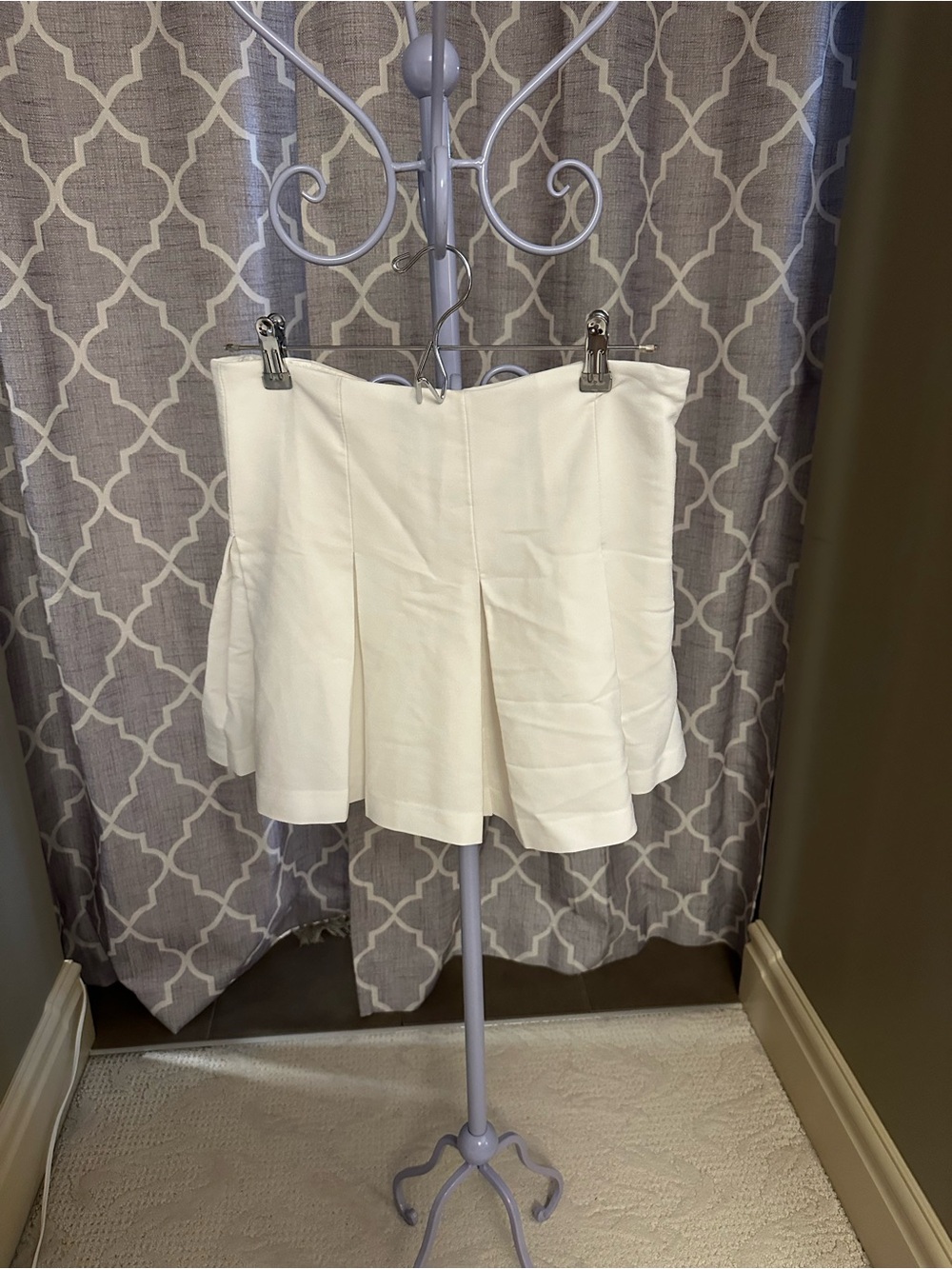 Babaton White Pleated Skater Skirt